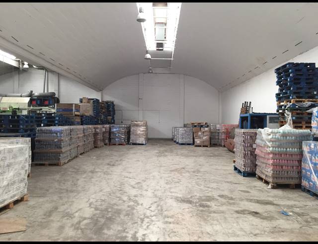 395M² FACTORY RENTED IN BEACONVALE